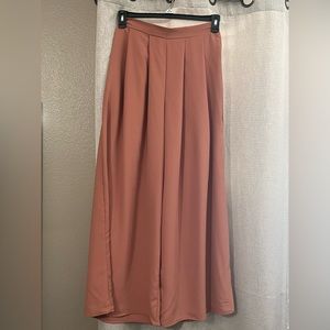 Salmon colored wide leg pants.  Size medium.
